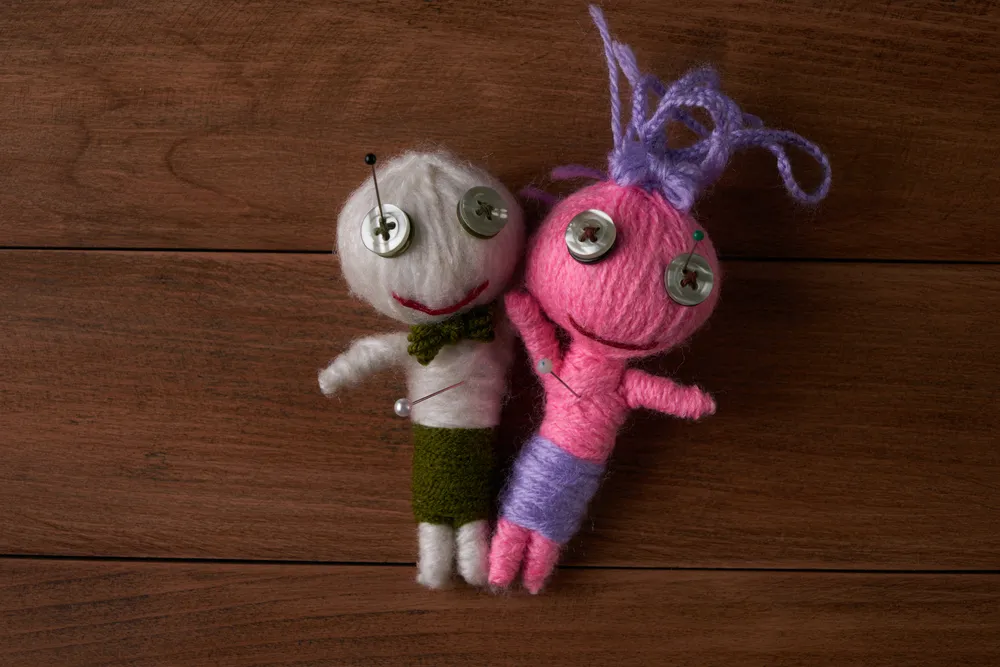 ブードゥー人形の効果は呪いだけじゃない？使い方やあらゆる意味について紹介！