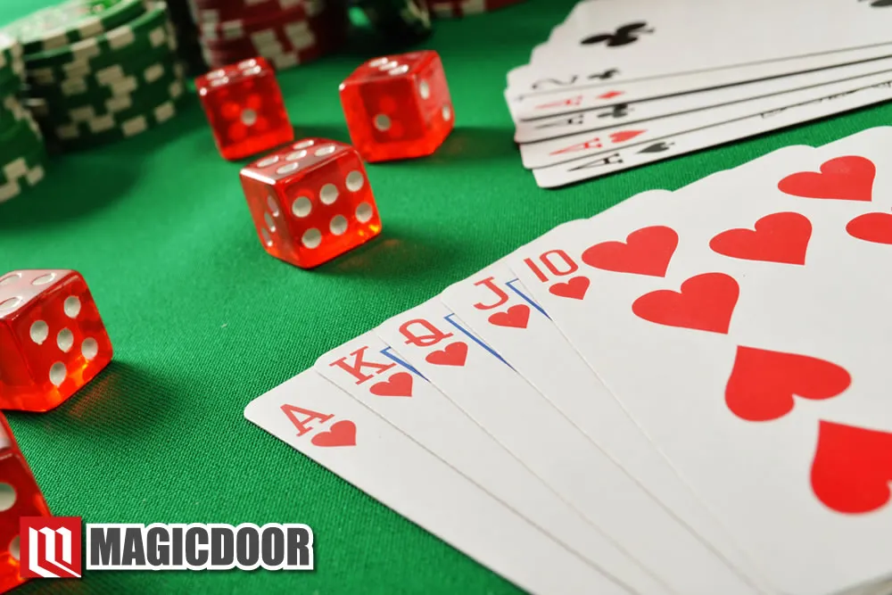 ロイヤルストレートフラッシュの確率は？ポーカーハンドの最強役を解説