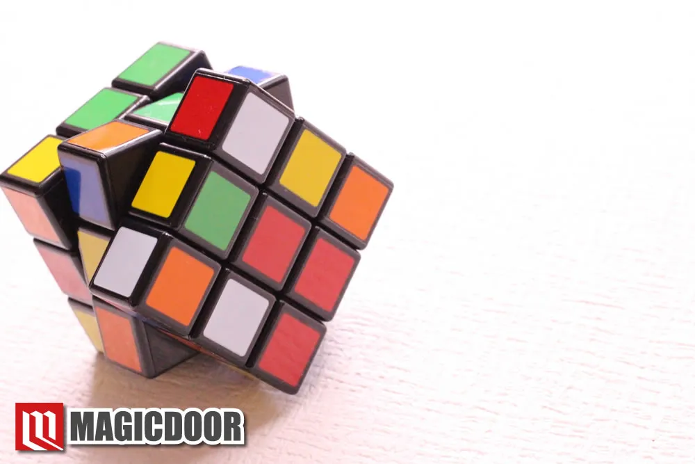 ルービックキューブの最速記録は何秒？スピードキューブの攻略方法を徹底解説！
