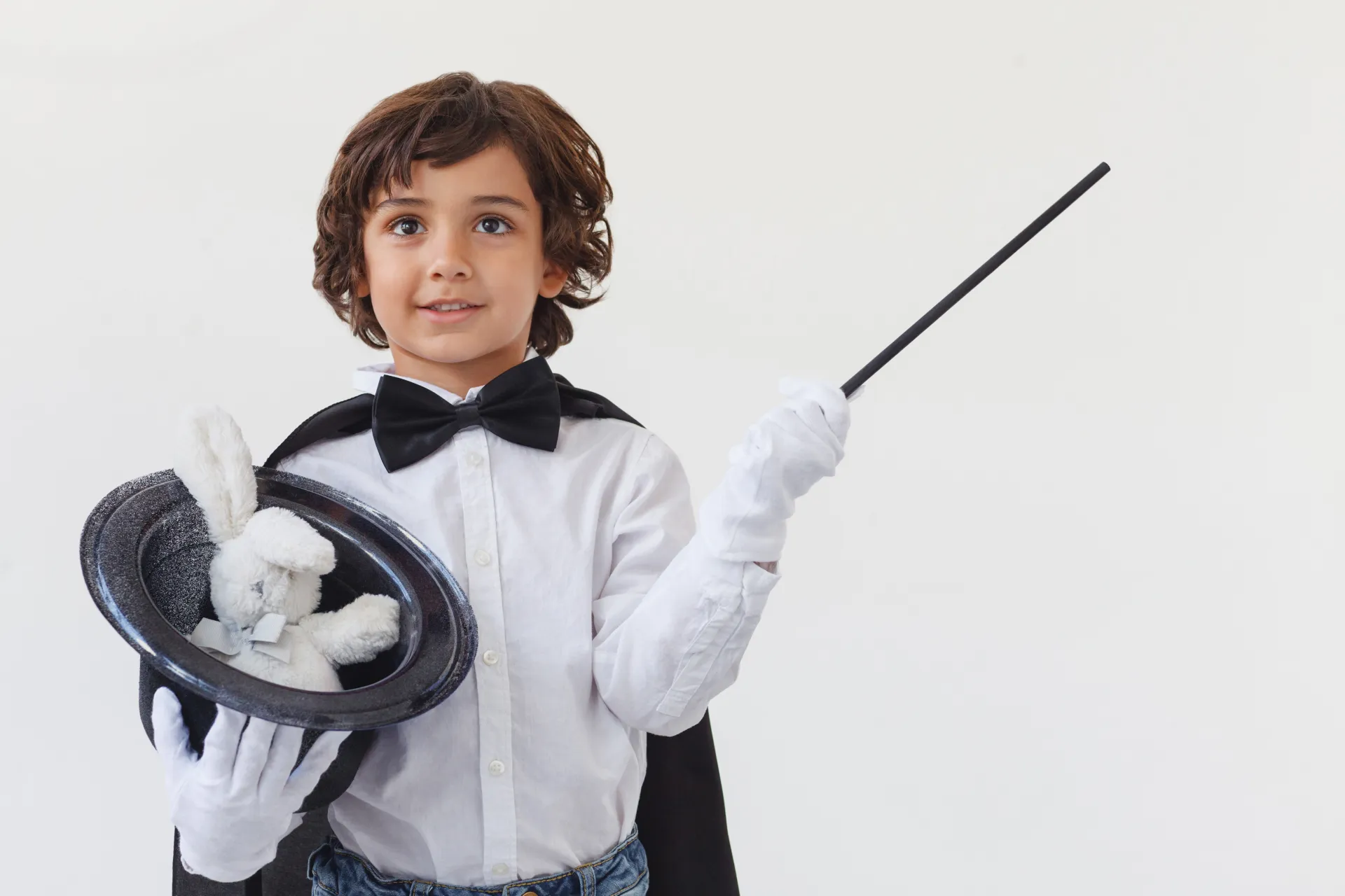 東京周辺おすすめマジック教室7選！子供や手品初心者の大人も通えるスクールを紹介